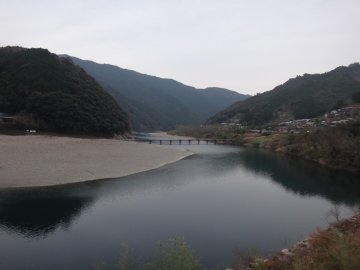 岩間沈下橋