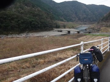 上岡沈下橋